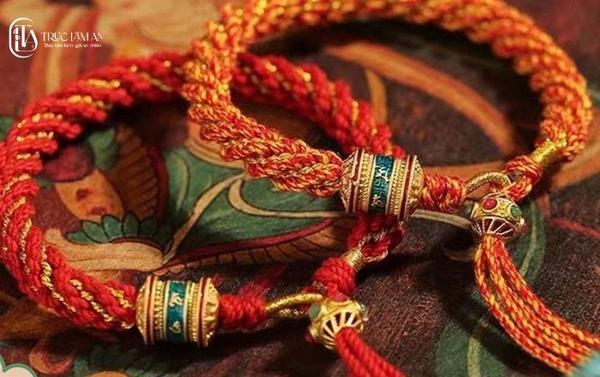Nằm Mơ Thấy Bạn Bị Tai Nạn Chết: Giải Mã Và Con Số Liên Quan