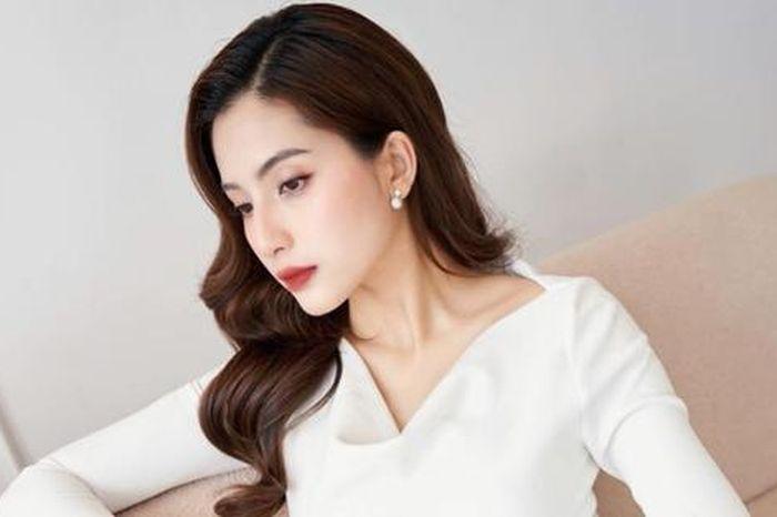 Giải Mã Giấc Mơ Trang Sách Hồng Nằm Mơ Màng Ngủ
