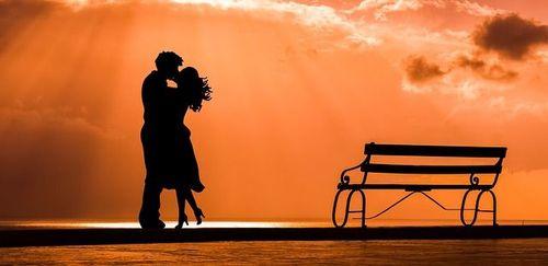 Giải Mã Giấc Mơ Thấy Ma Gà Và Số Đề Liên Quan