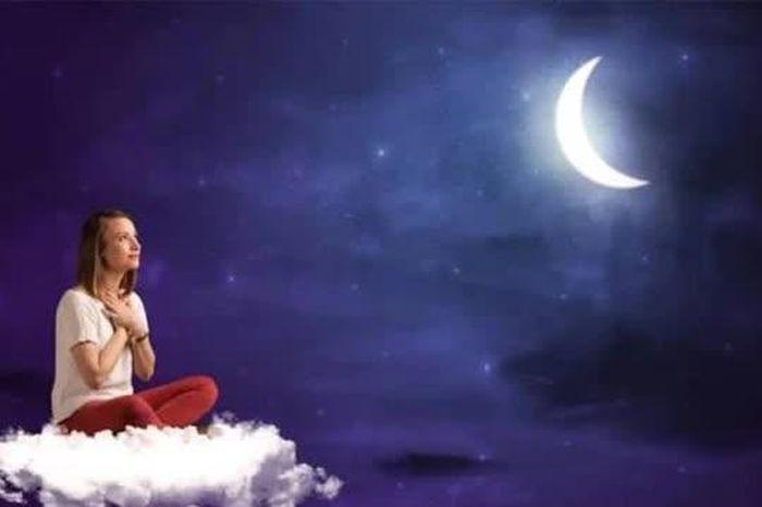 Giải mã giấc mơ thấy đèn cây sáng rực