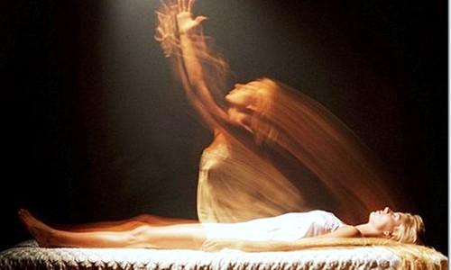 Nằm mơ thấy ăn đánh số gì: Giải mã giấc mơ tìm con số may mắn