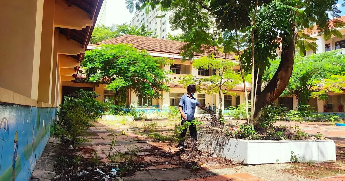 Lớp cũ bị bỏ hoang