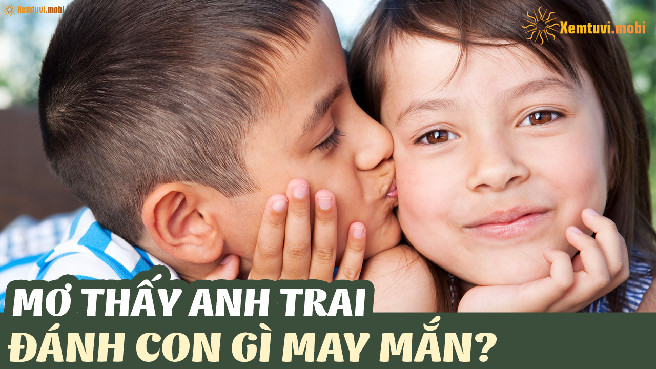 Giải Mã Giấc Mơ Thấy Cá Vàng Bơi Trong Nước