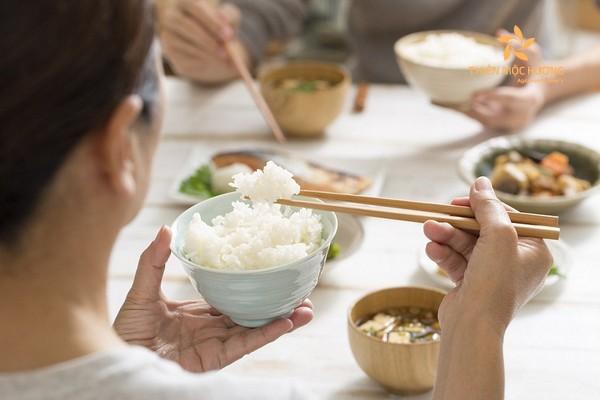 Nằm Mơ Thấy Đi Vệ Sinh Đánh Số Mấy?