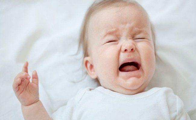 Nằm Mơ Thấy Rắn Cắn Chân Người Thân: Điềm Báo Gì?